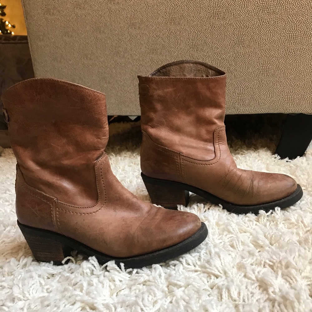 Steve Madden Leather Mid Calf Western Booties